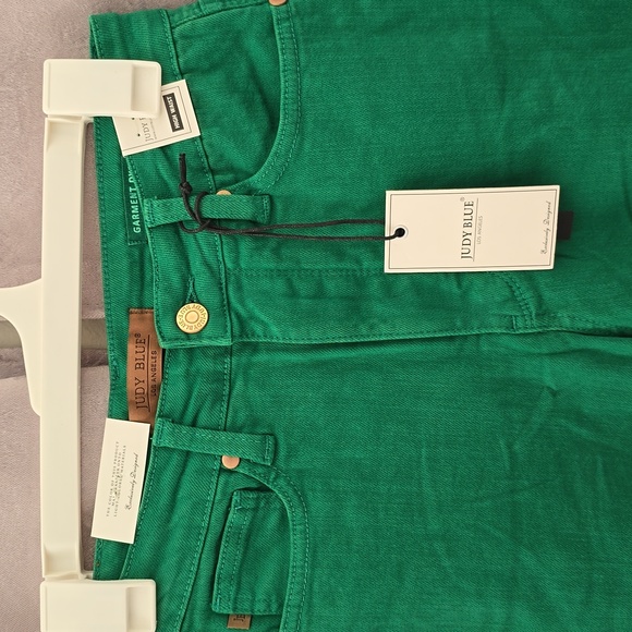 Judy Blue Kelly Green High-Rise Wide Leg Crop Jeans, Size 5/27, NWT - Picture 6 of 9